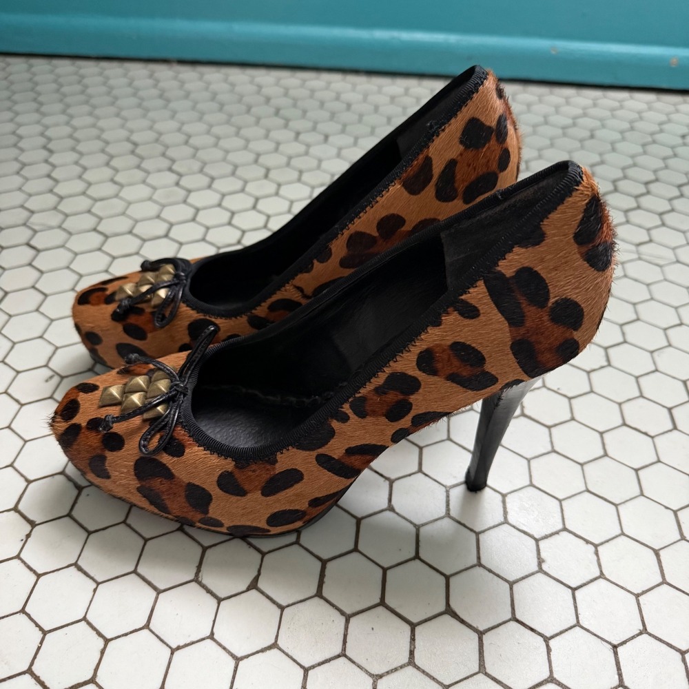 Y2K Juicy Couture Platform Heels Leopard Calf Hair Studded Bows Glam Sz 7